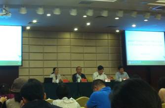 丁愛芝老師參加福建省2014年“毛澤東思想和中國特色社會主義理論體系概論”新修訂教材培訓(xùn)