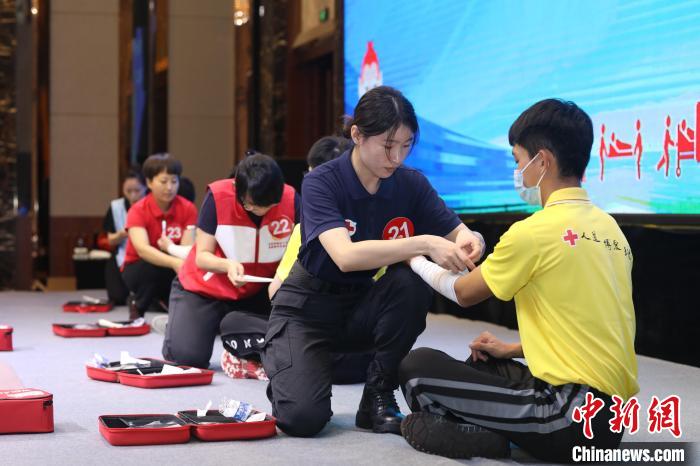 比賽現(xiàn)場(chǎng)?!≮w凌峰 攝 比賽現(xiàn)場(chǎng)。 趙凌峰 攝